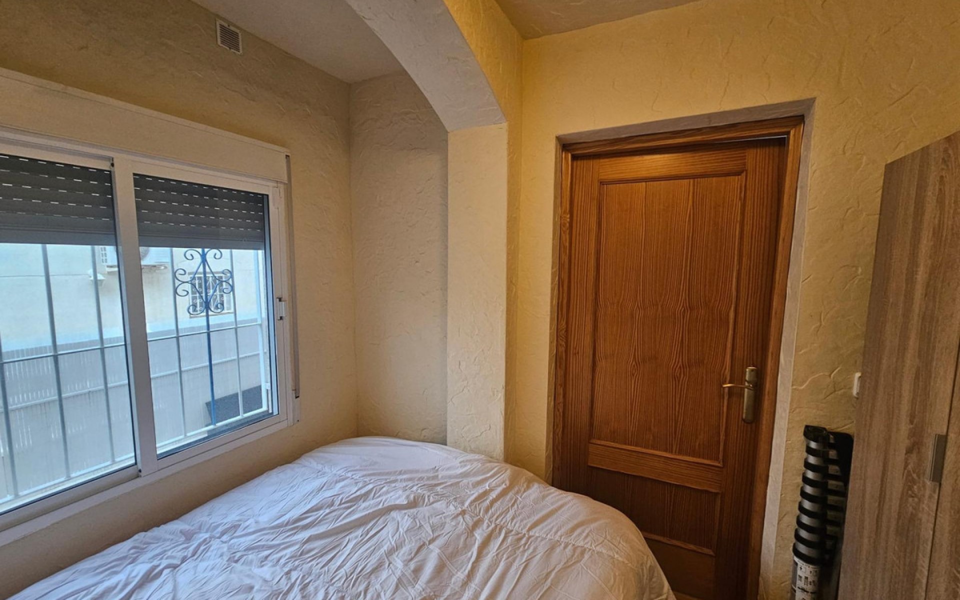 Resale - Apartment - Torrevieja - Torrevieja Centro