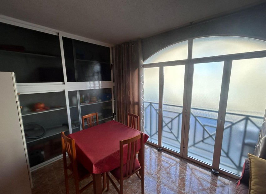 Resale - Apartment - Torrevieja - Torrevieja Centro