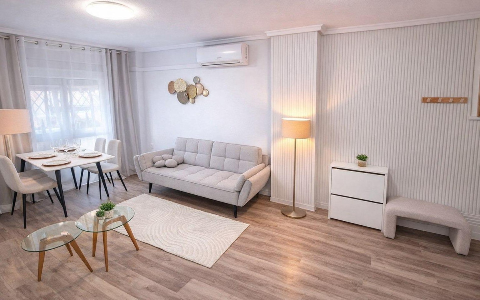 Resale - Apartment - Torrevieja - Torrevieja Centro