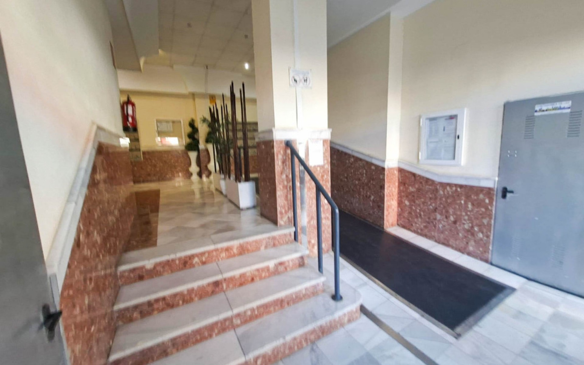 Resale - Apartment - Torrevieja - Torrevieja Centro