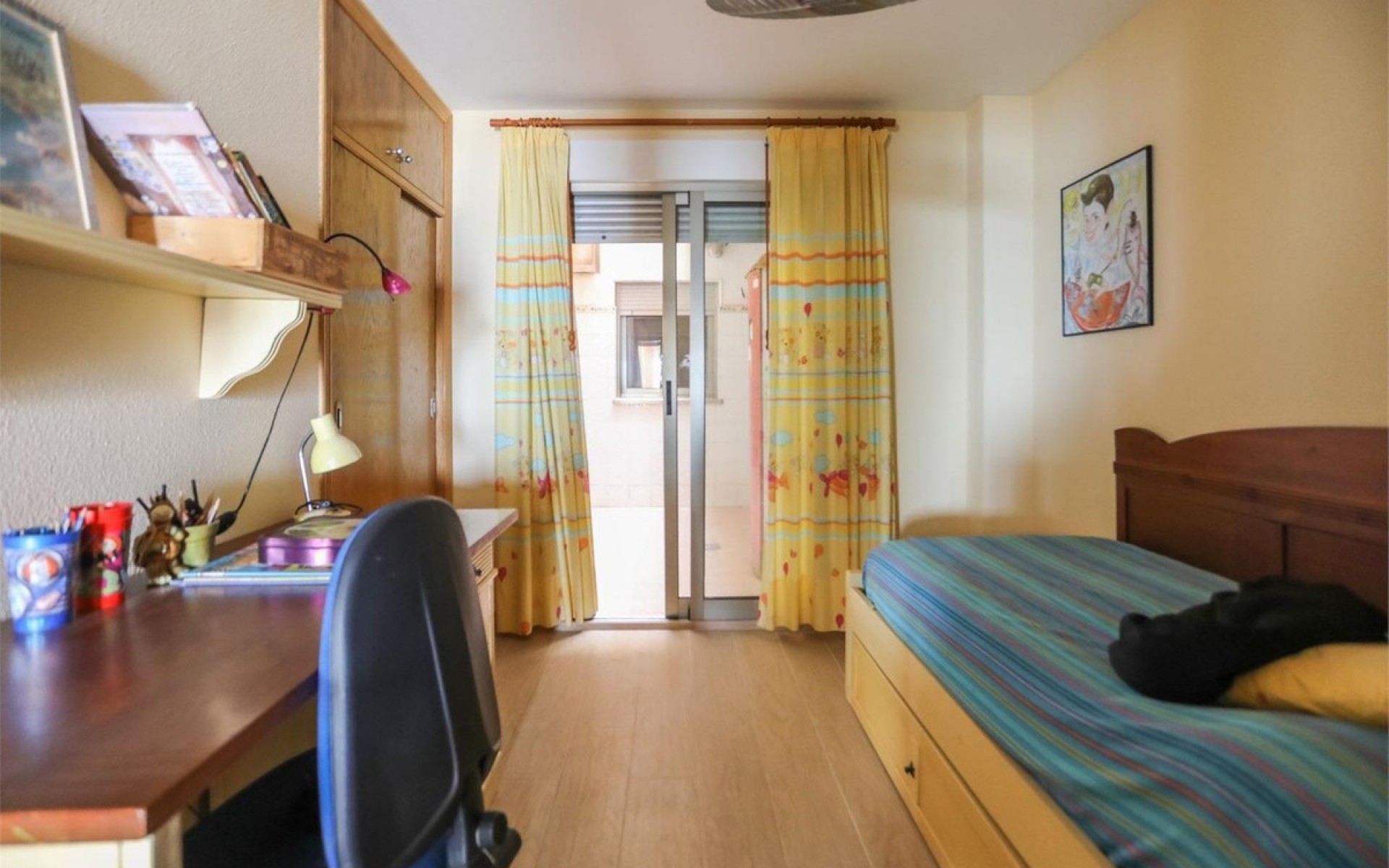 Resale - Apartment - Torrevieja - Torrevieja Centro