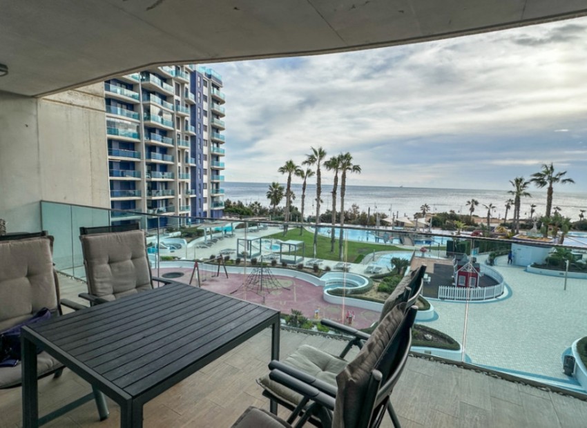 Resale - Apartment - Torrevieja - Torrevieja Centro