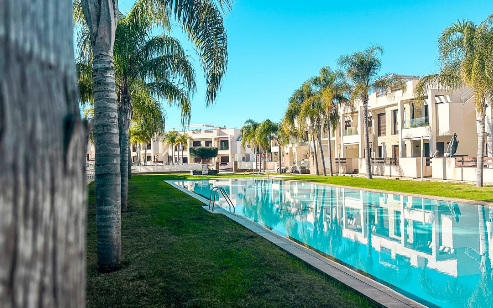 Resale - Apartment - Torrevieja - Torrevieja Centro