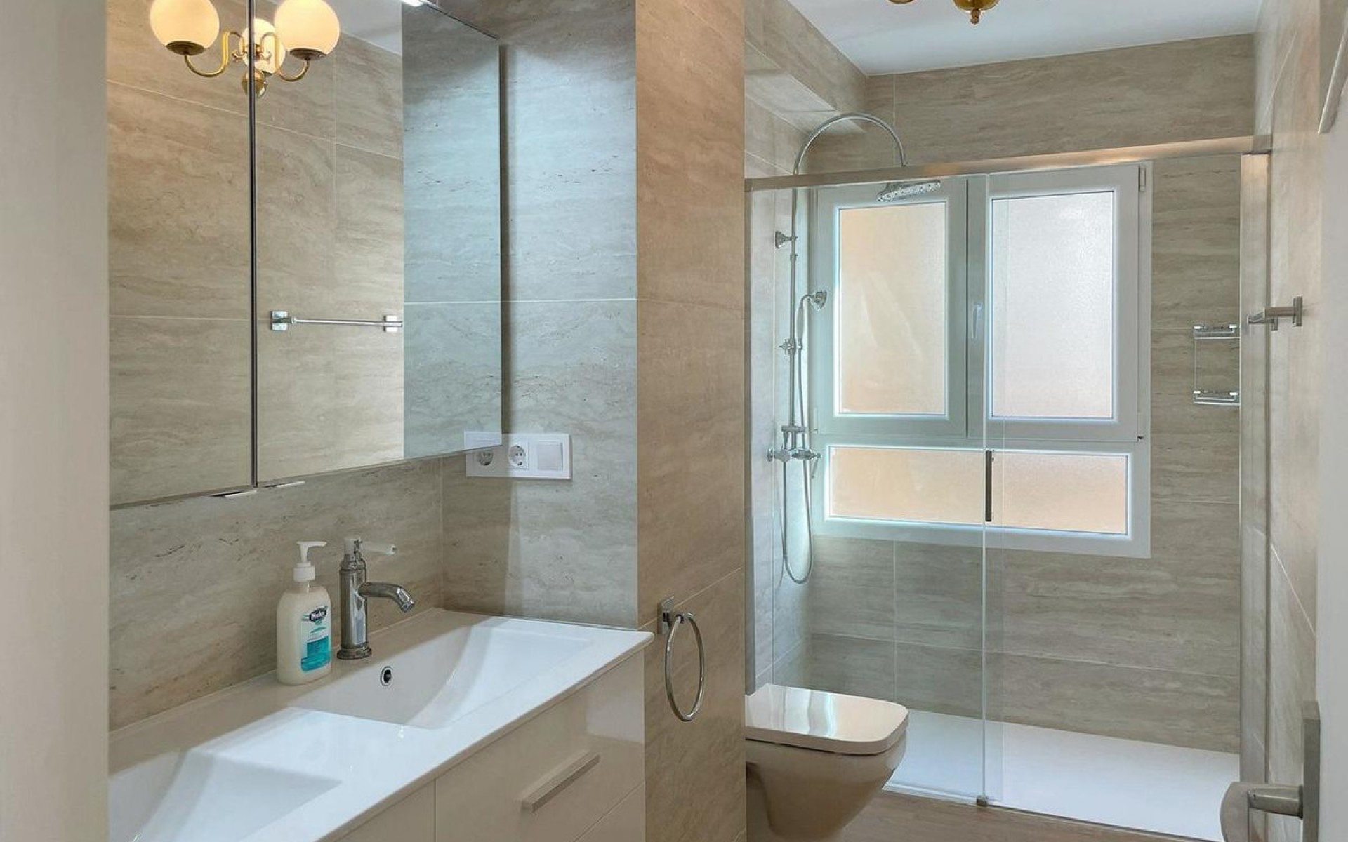 Resale - Apartment - Torrevieja - Torrevieja Centro