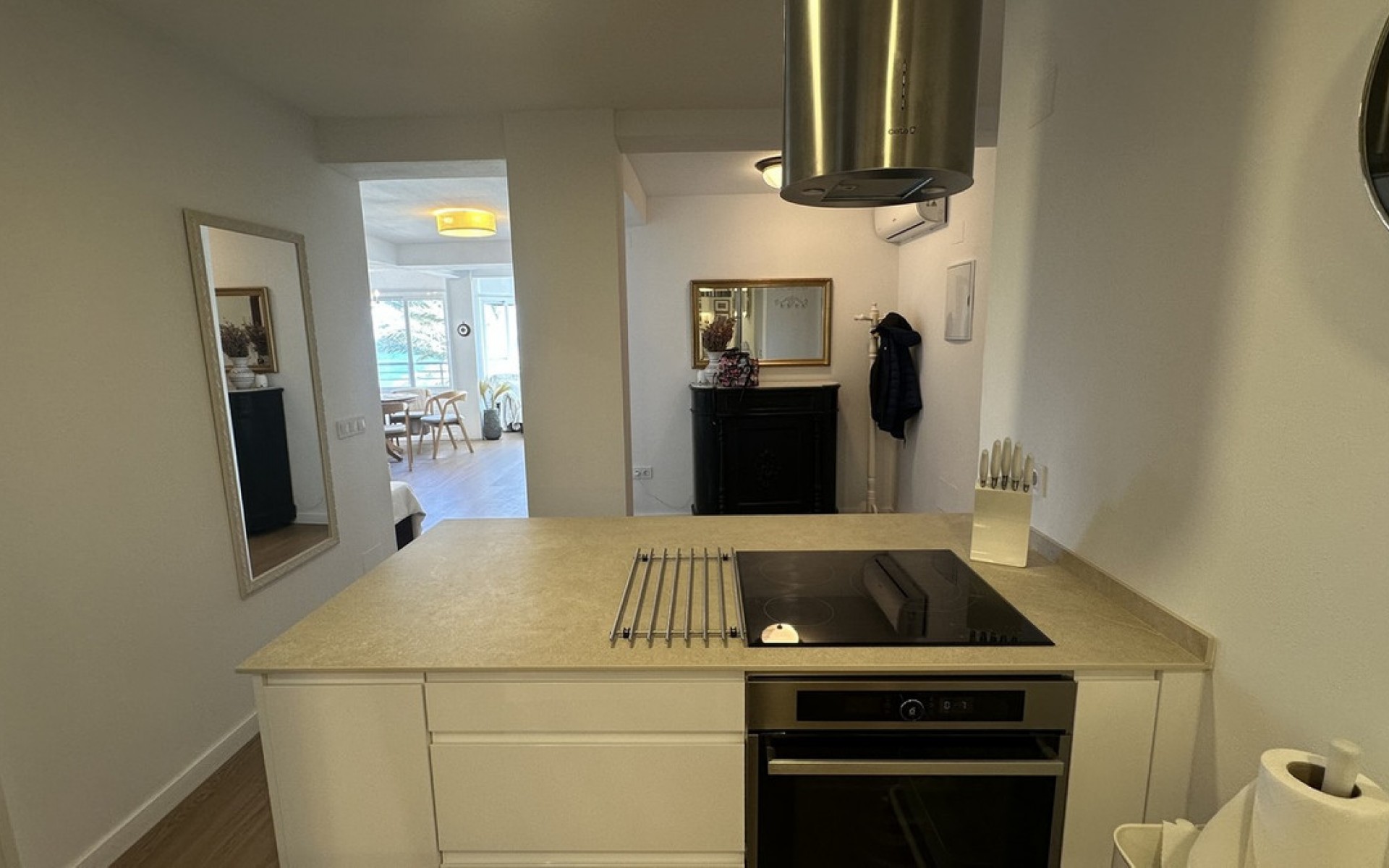 Resale - Apartment - Torrevieja - Torrevieja Centro