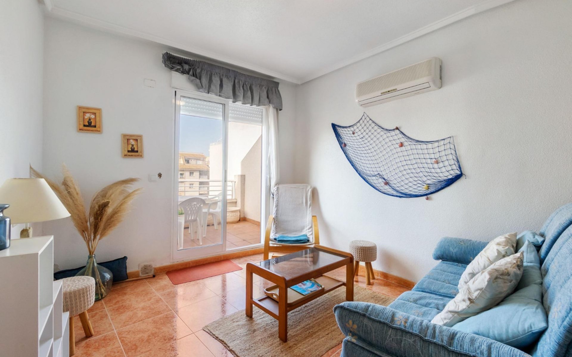 Resale - Apartment - Torrevieja - Torrevieja Centro
