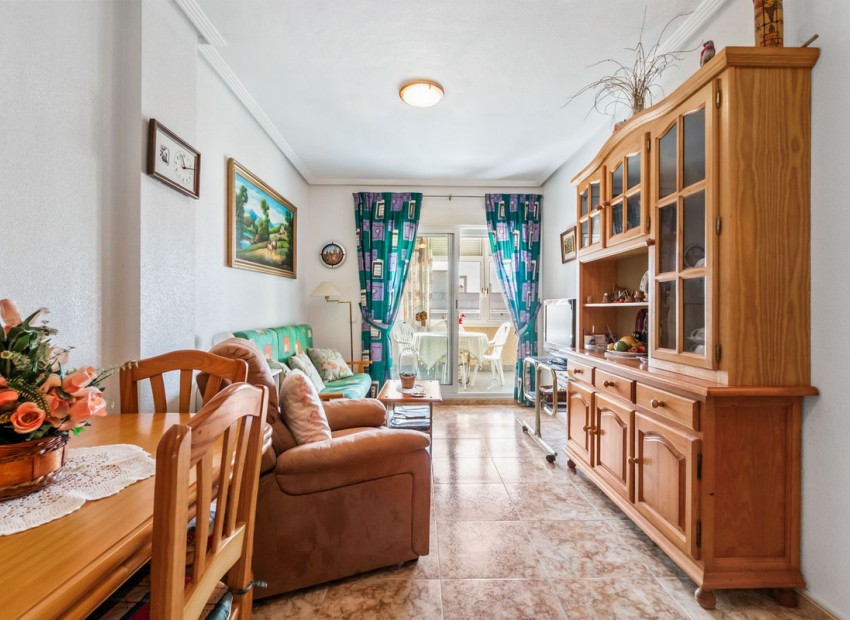 Resale - Apartment - Torrevieja - Torrevieja Centro