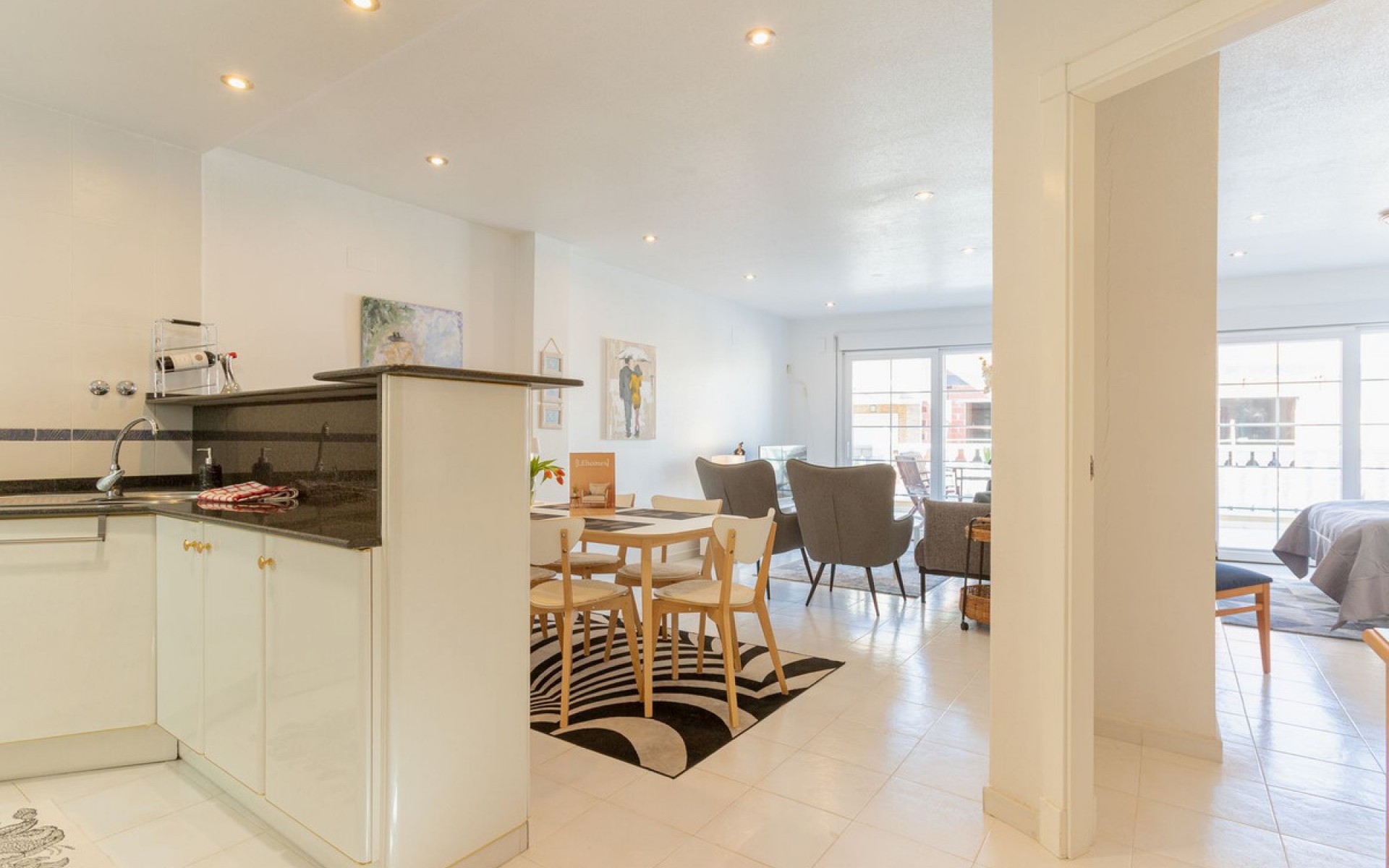 Resale - Apartment - Torrevieja - Torrevieja Centro