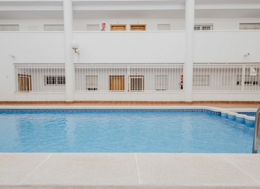 Resale - Apartment - Torrevieja - Torrevieja Centro