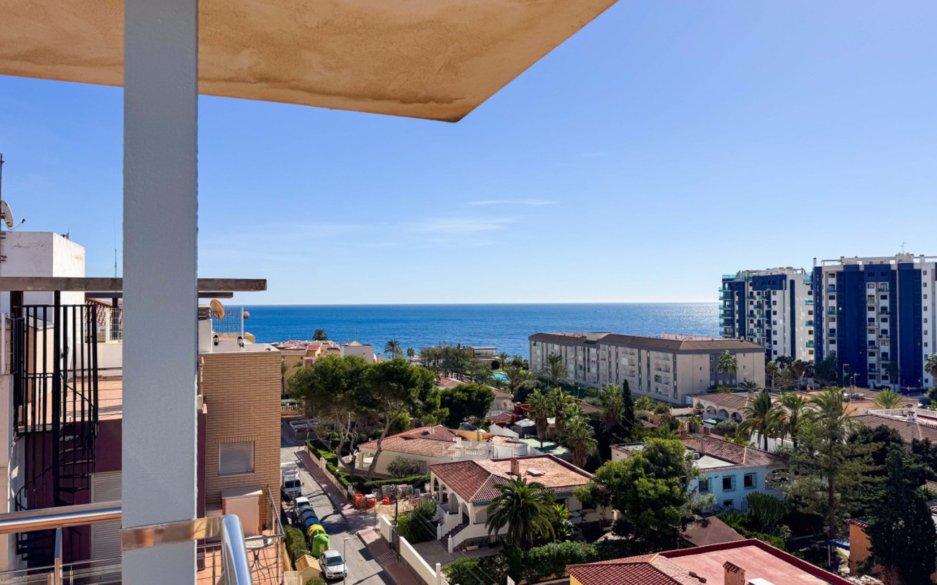 Resale - Apartment - Torrevieja - Torrevieja Centro
