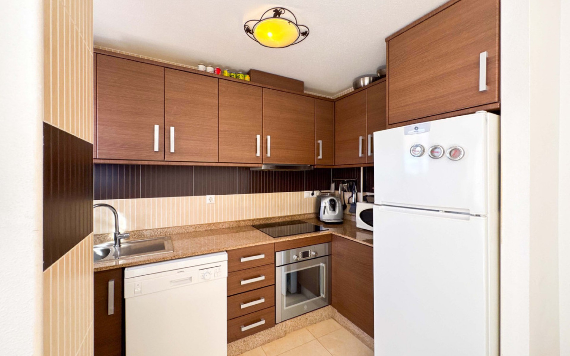 Resale - Apartment - Torrevieja - Torrevieja Centro