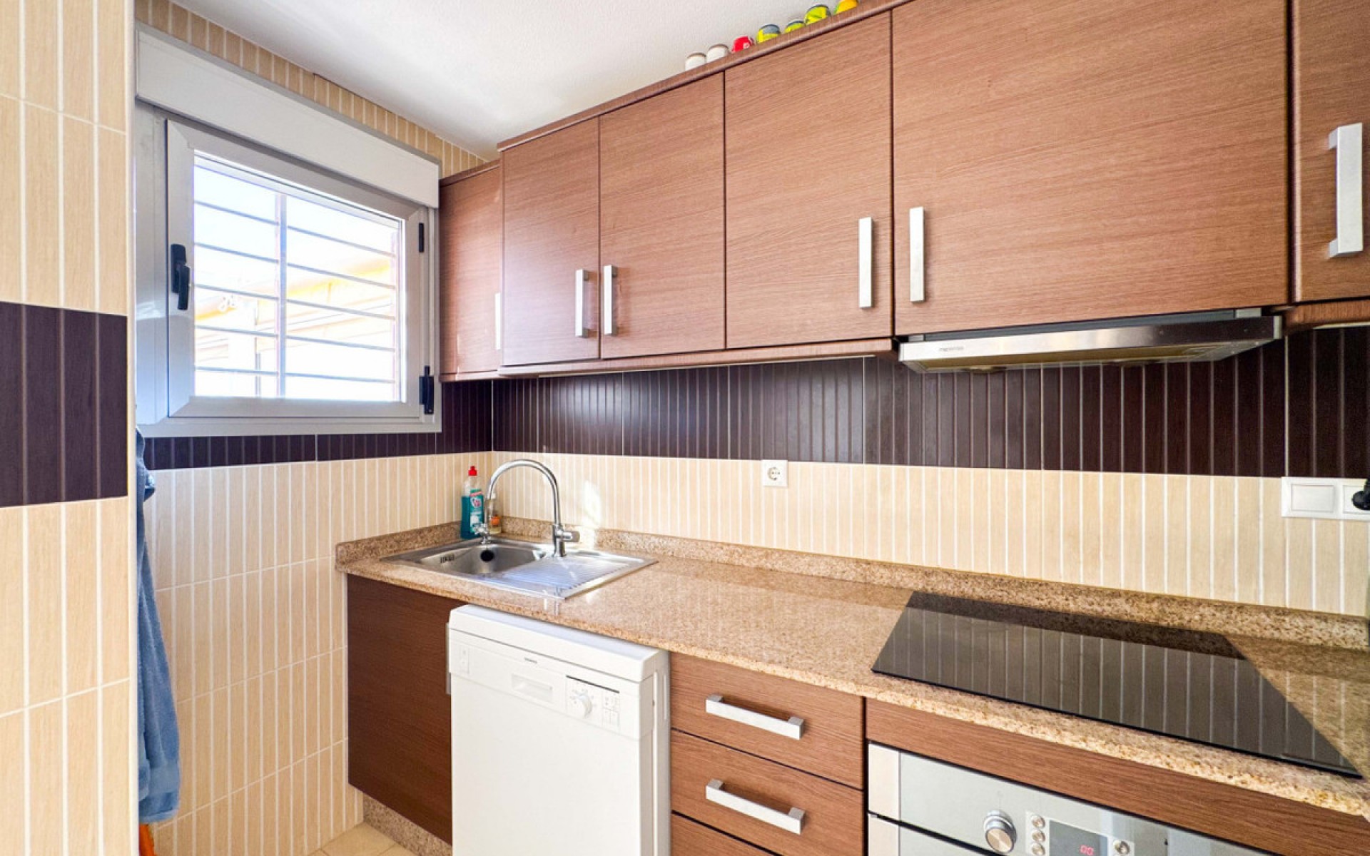 Resale - Apartment - Torrevieja - Torrevieja Centro