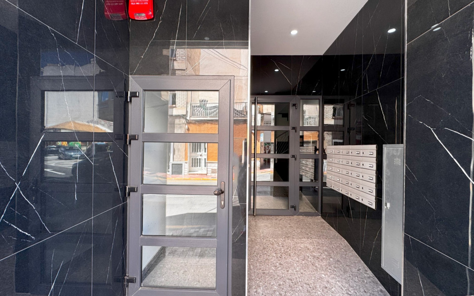 Resale - Apartment - Torrevieja - Torrevieja Centro