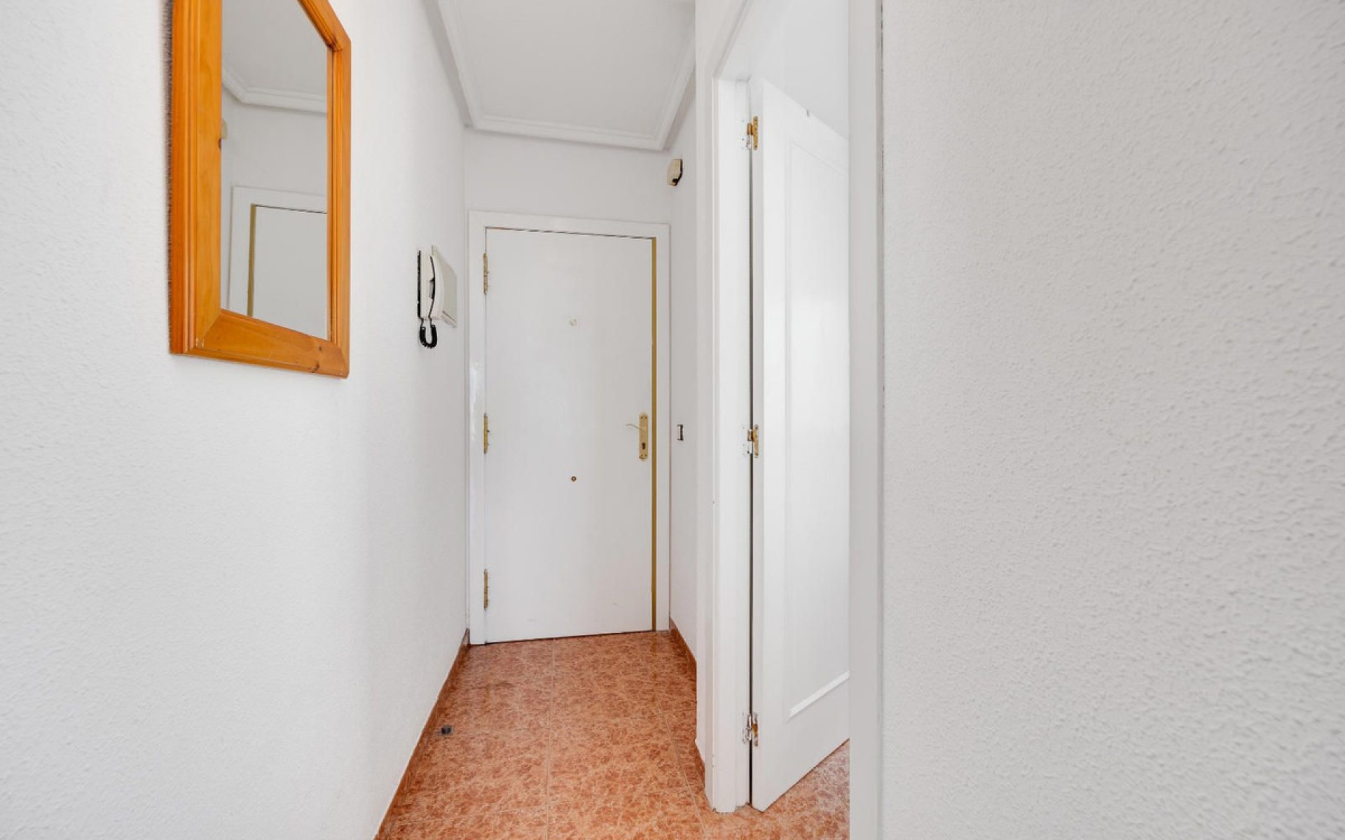 Resale - Apartment - Torrevieja - Torrevieja Centro