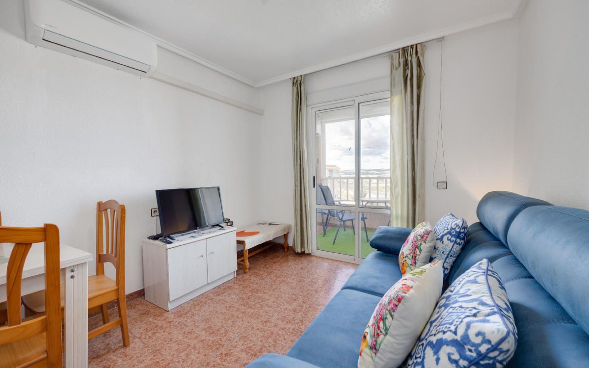 Resale - Apartment - Torrevieja - Torrevieja Centro