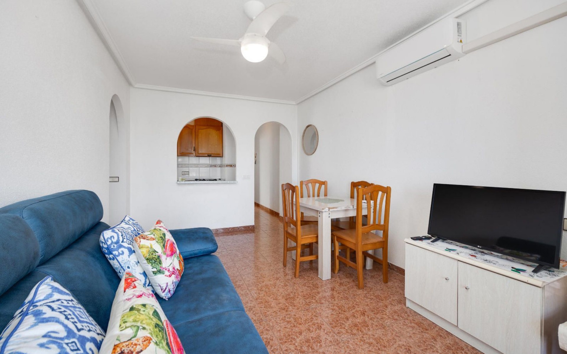 Resale - Apartment - Torrevieja - Torrevieja Centro