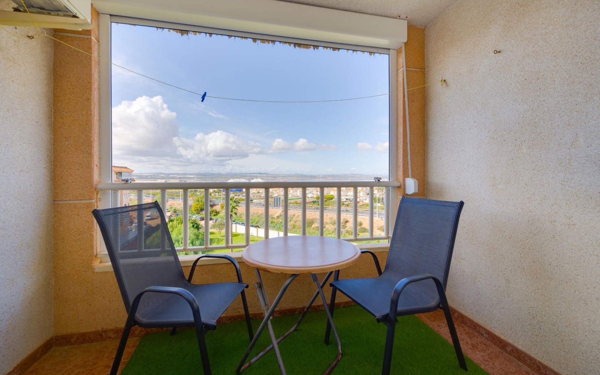 Resale - Apartment - Torrevieja - Torrevieja Centro