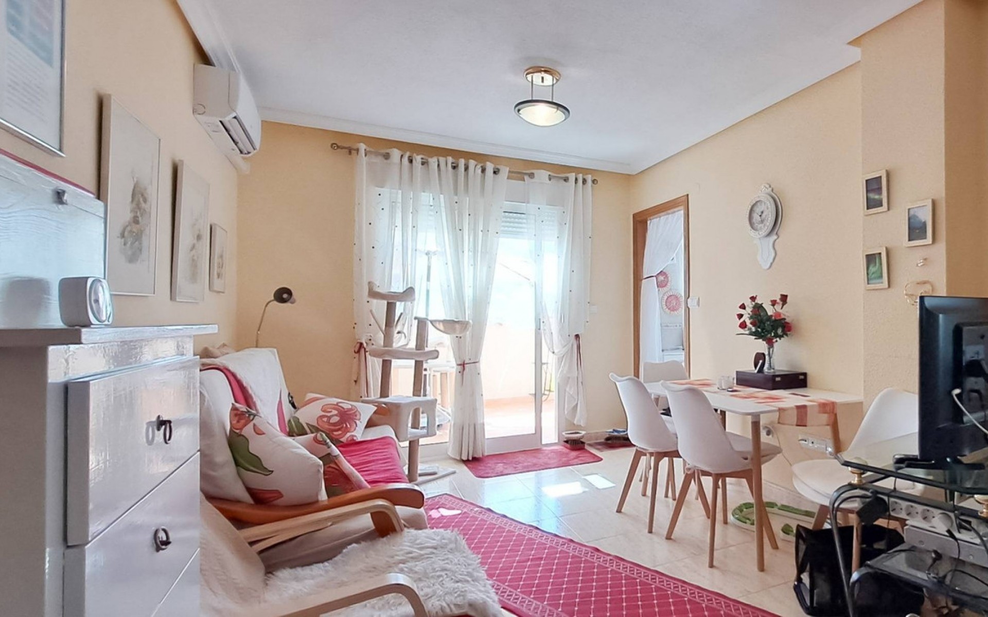 Resale - Apartment - Torrevieja - Torrevieja Centro