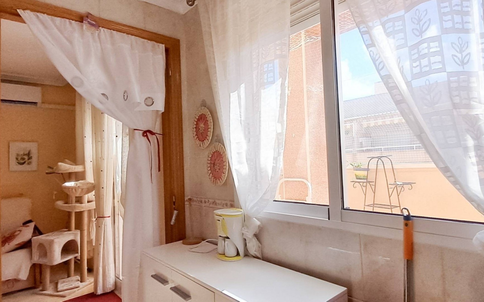 Resale - Apartment - Torrevieja - Torrevieja Centro