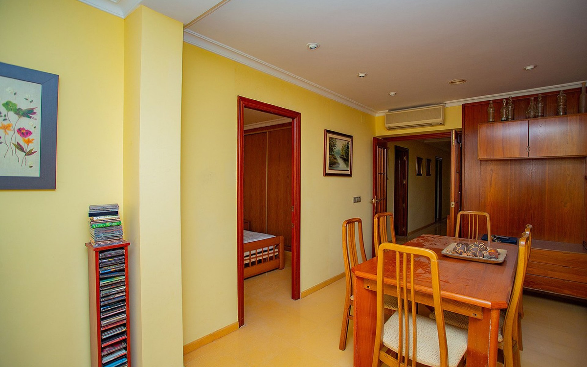 Resale - Apartment - Torrevieja - Torrevieja Centro