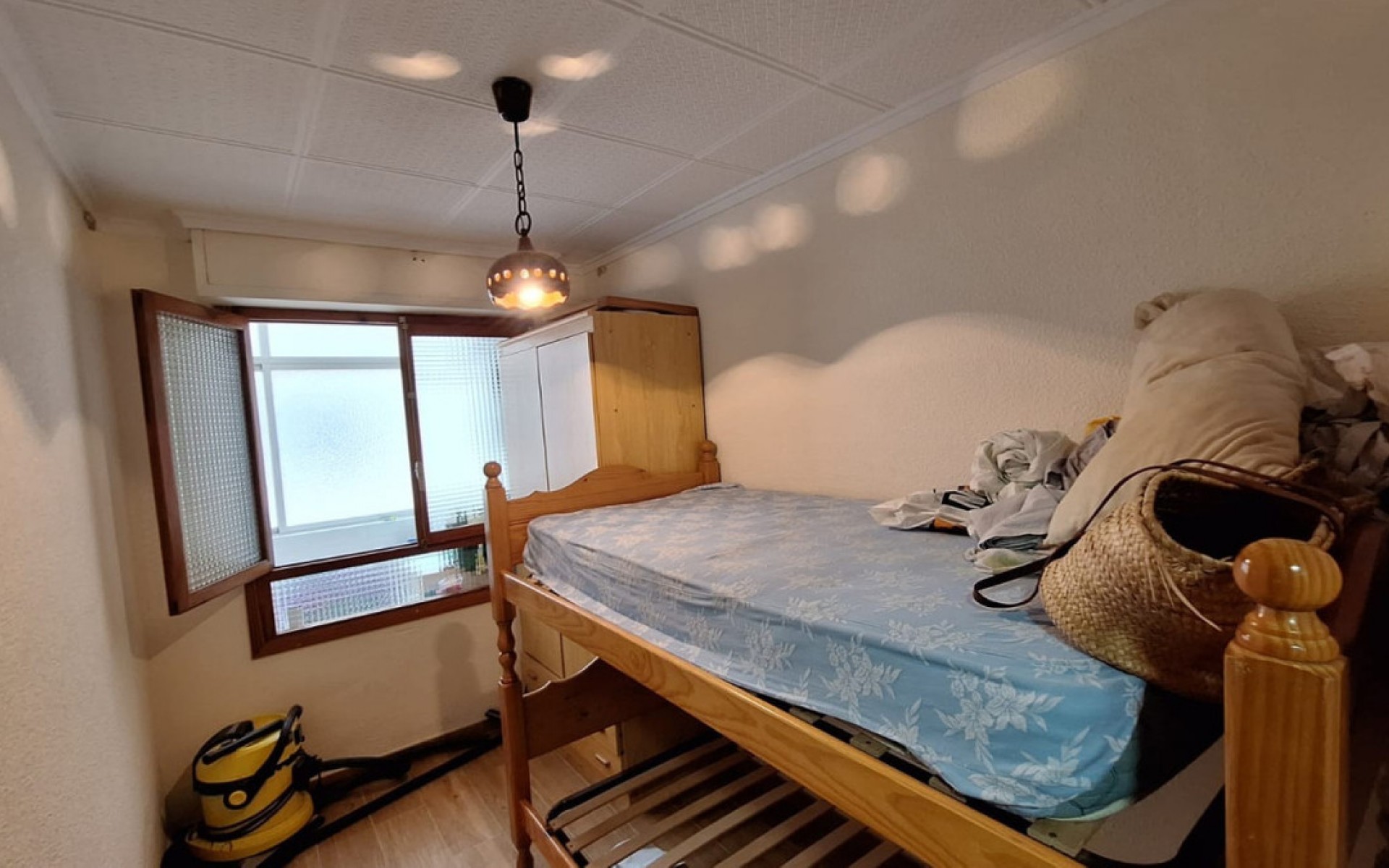 Resale - Apartment - Torrevieja - Torrevieja Centro