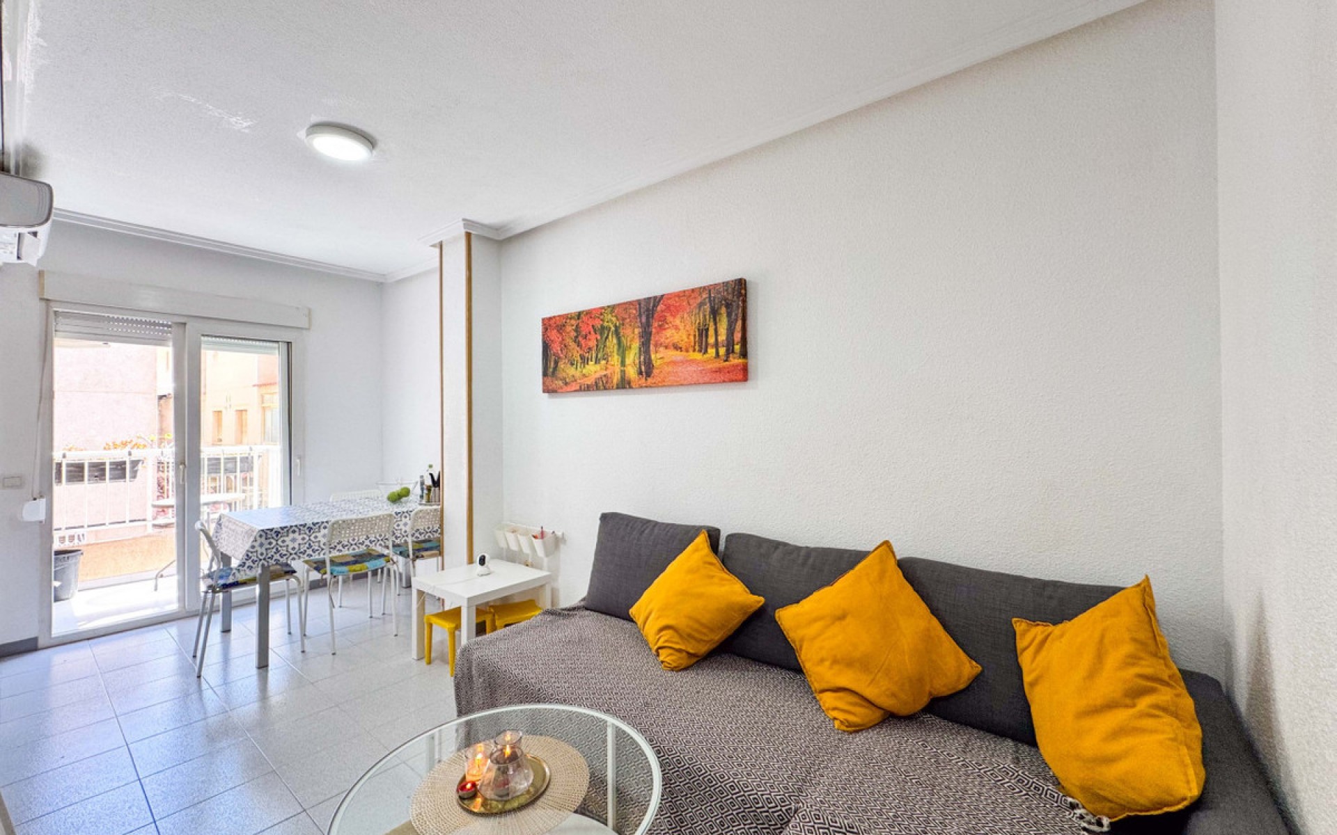 Resale - Apartment - Torrevieja - Torrevieja Centro
