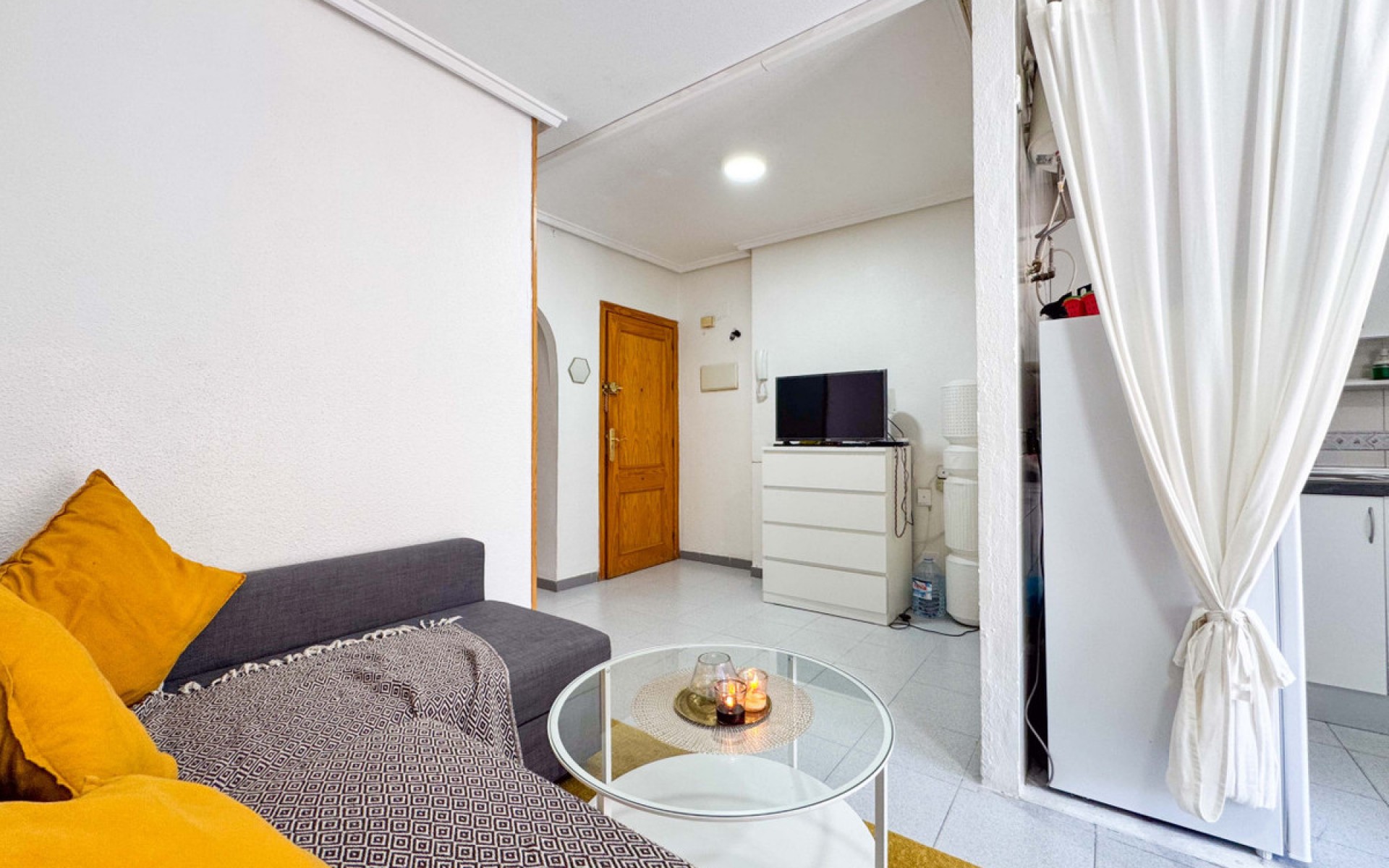 Resale - Apartment - Torrevieja - Torrevieja Centro