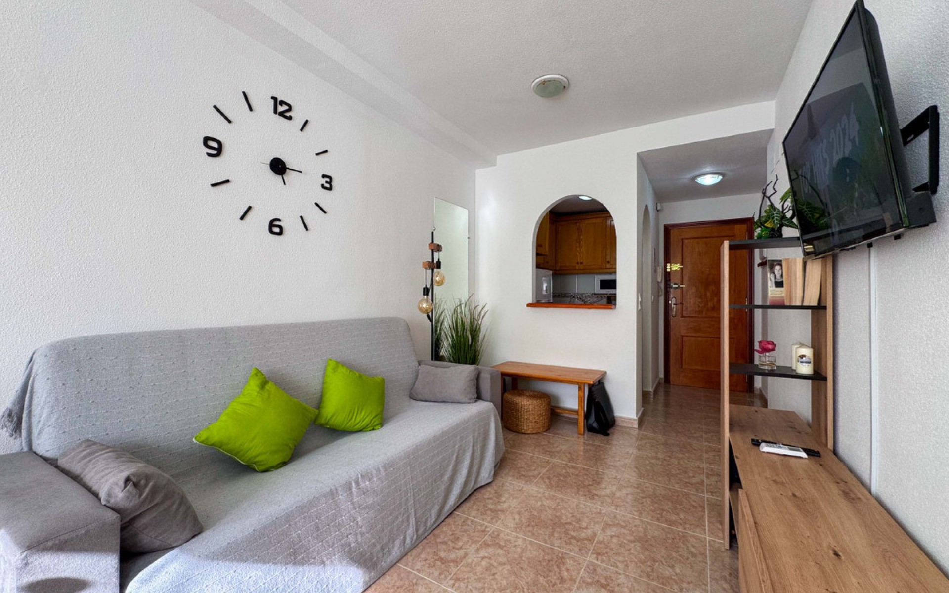 Resale - Apartment - Torrevieja - Torrevieja Centro