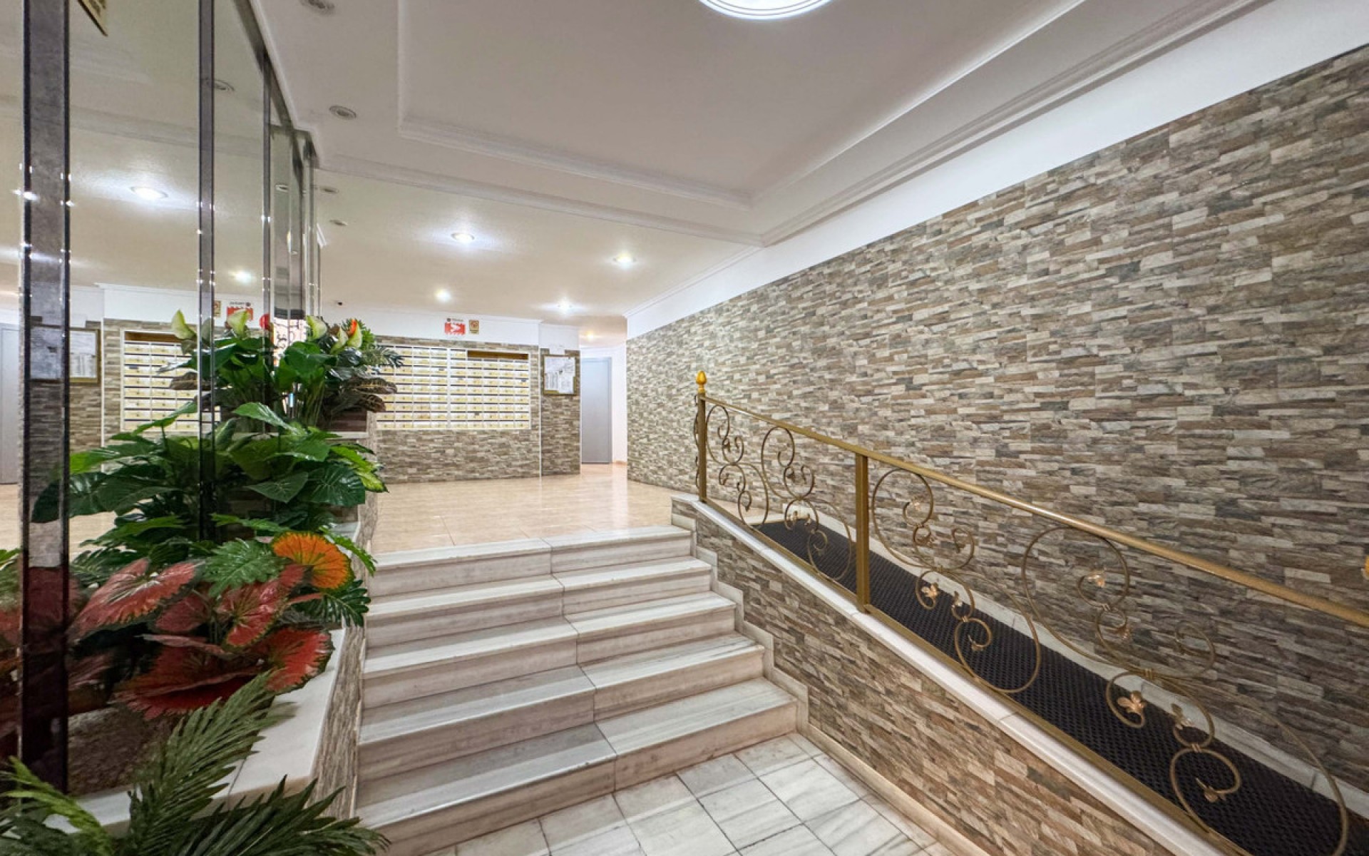 Resale - Apartment - Torrevieja - Torrevieja Centro