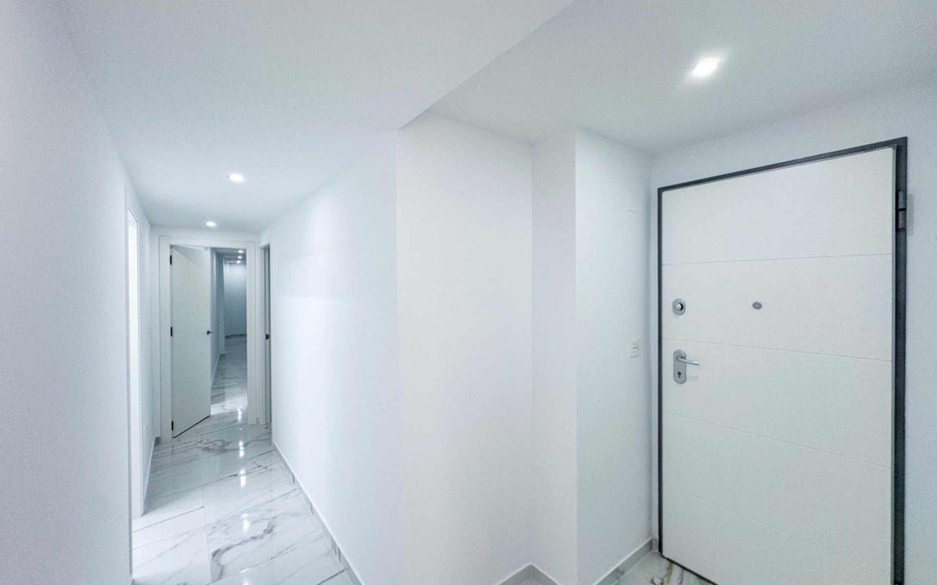 Resale - Apartment - Torrevieja - Torrevieja Centro