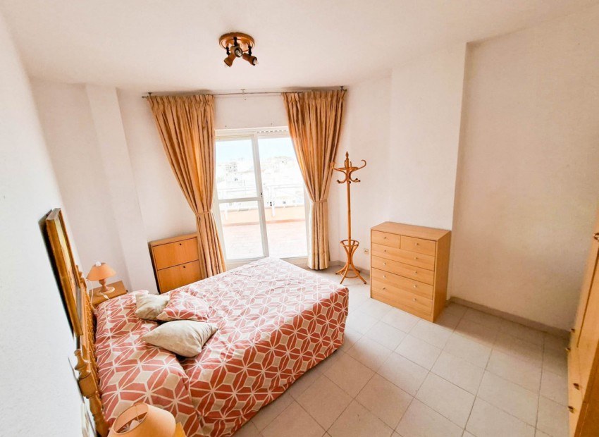 Resale - Apartment - Torrevieja - Torrevieja Centro