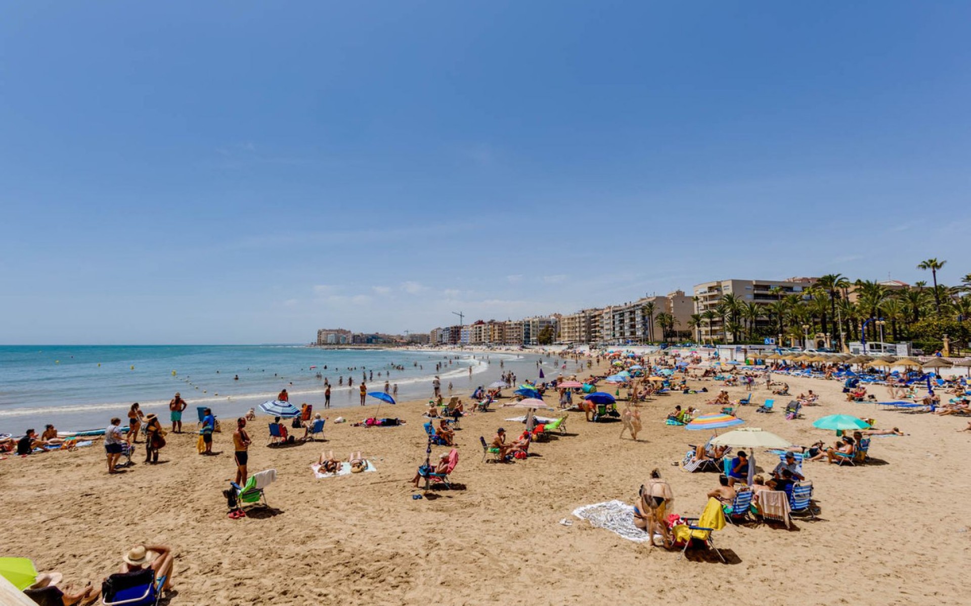 Resale - Apartment - Torrevieja - Torrevieja Centro