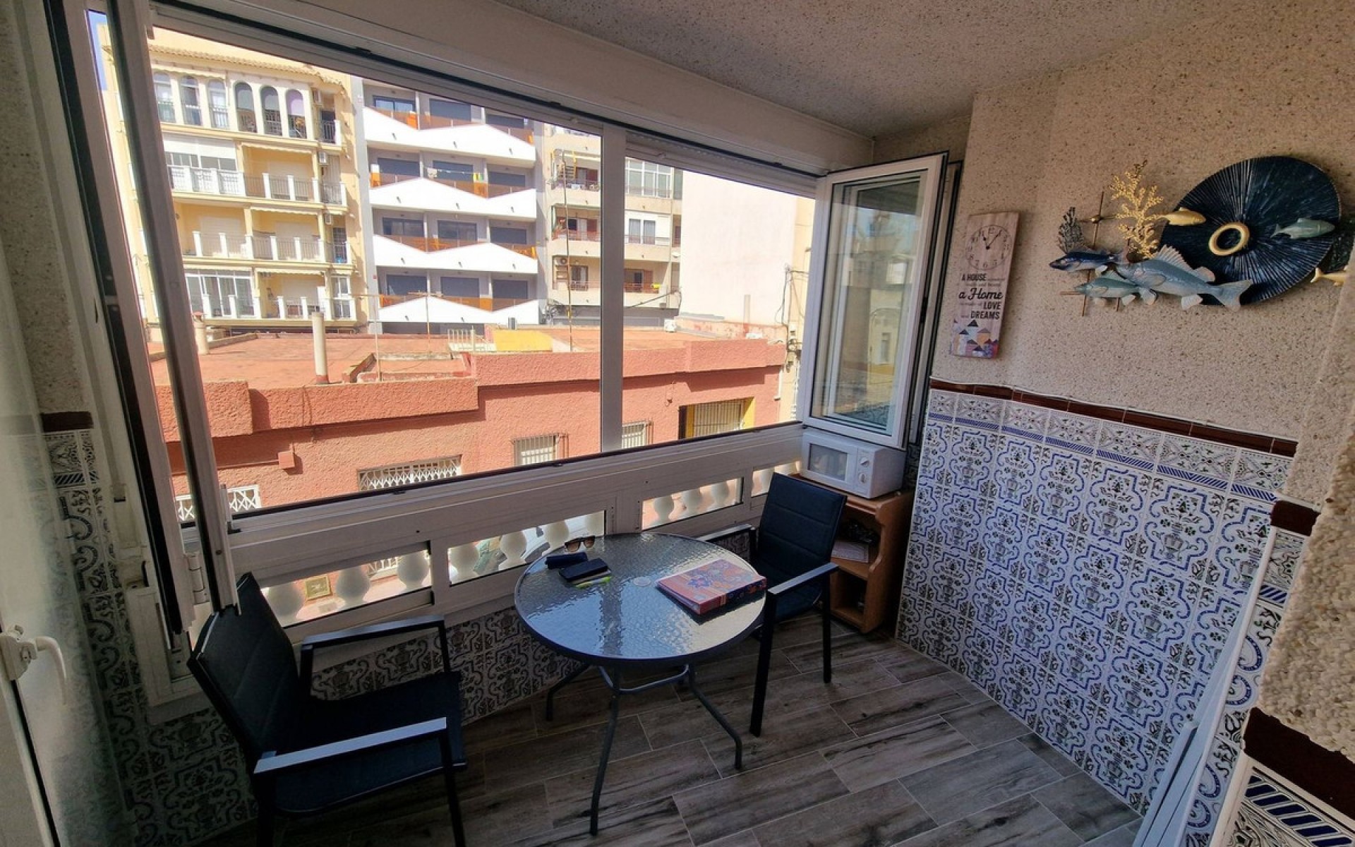 Resale - Apartment - Torrevieja - Torrevieja Centro