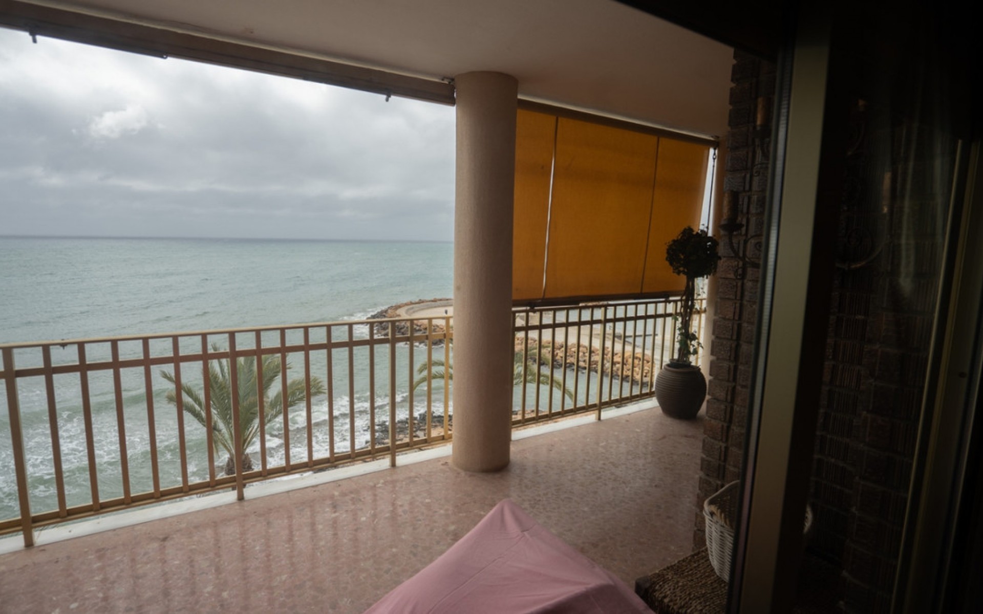 Resale - Apartment - Torrevieja - Torrevieja Centro