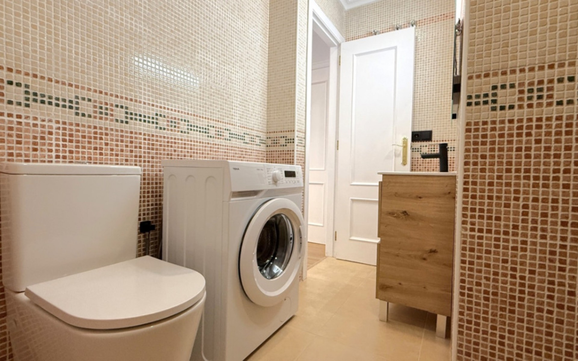 Resale - Apartment - Torrevieja - Torrevieja Centro