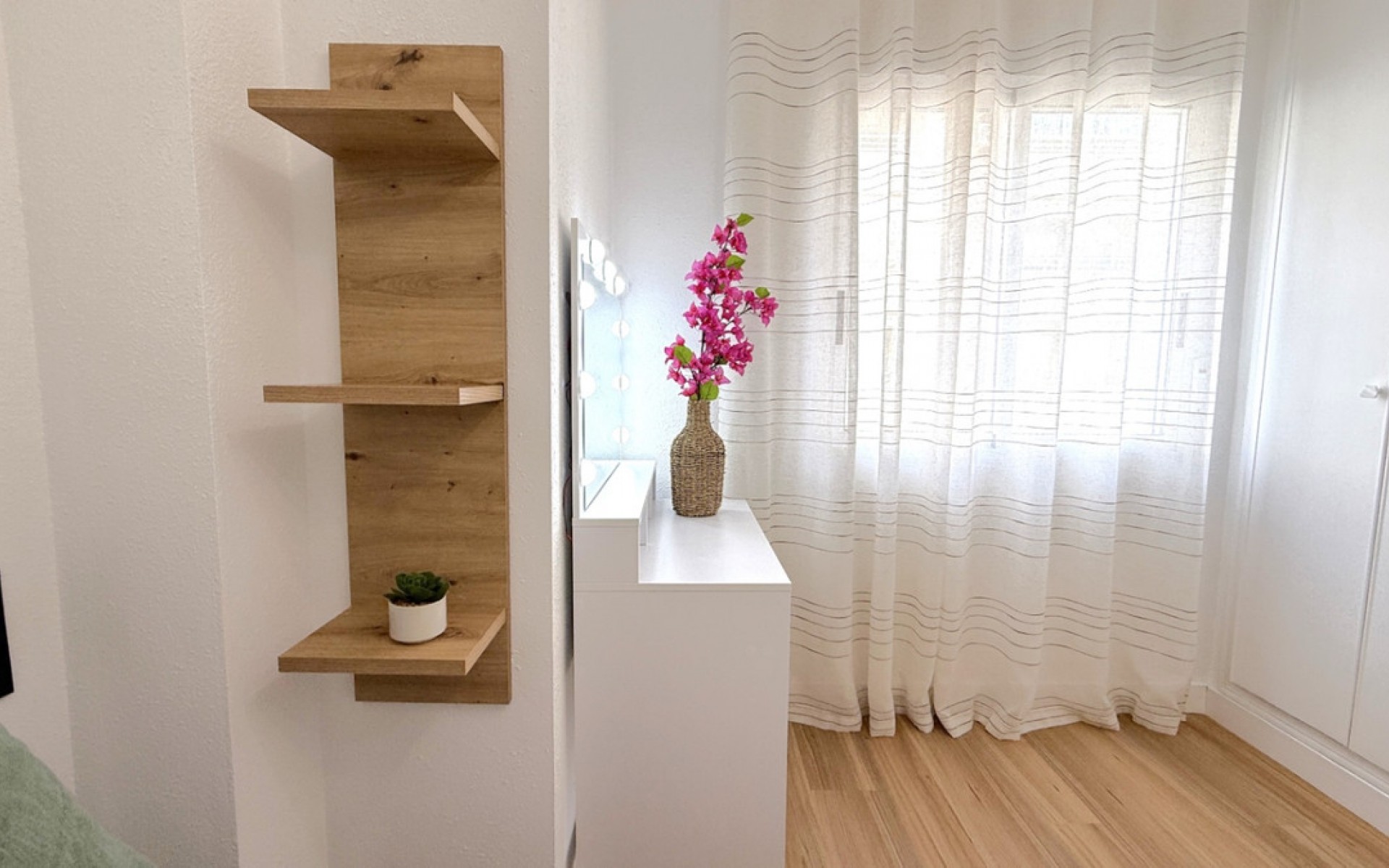 Resale - Apartment - Torrevieja - Torrevieja Centro