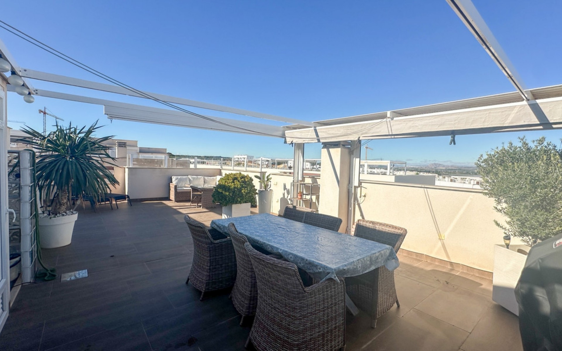 Resale - Apartment - Torrevieja - Torrevieja Centro