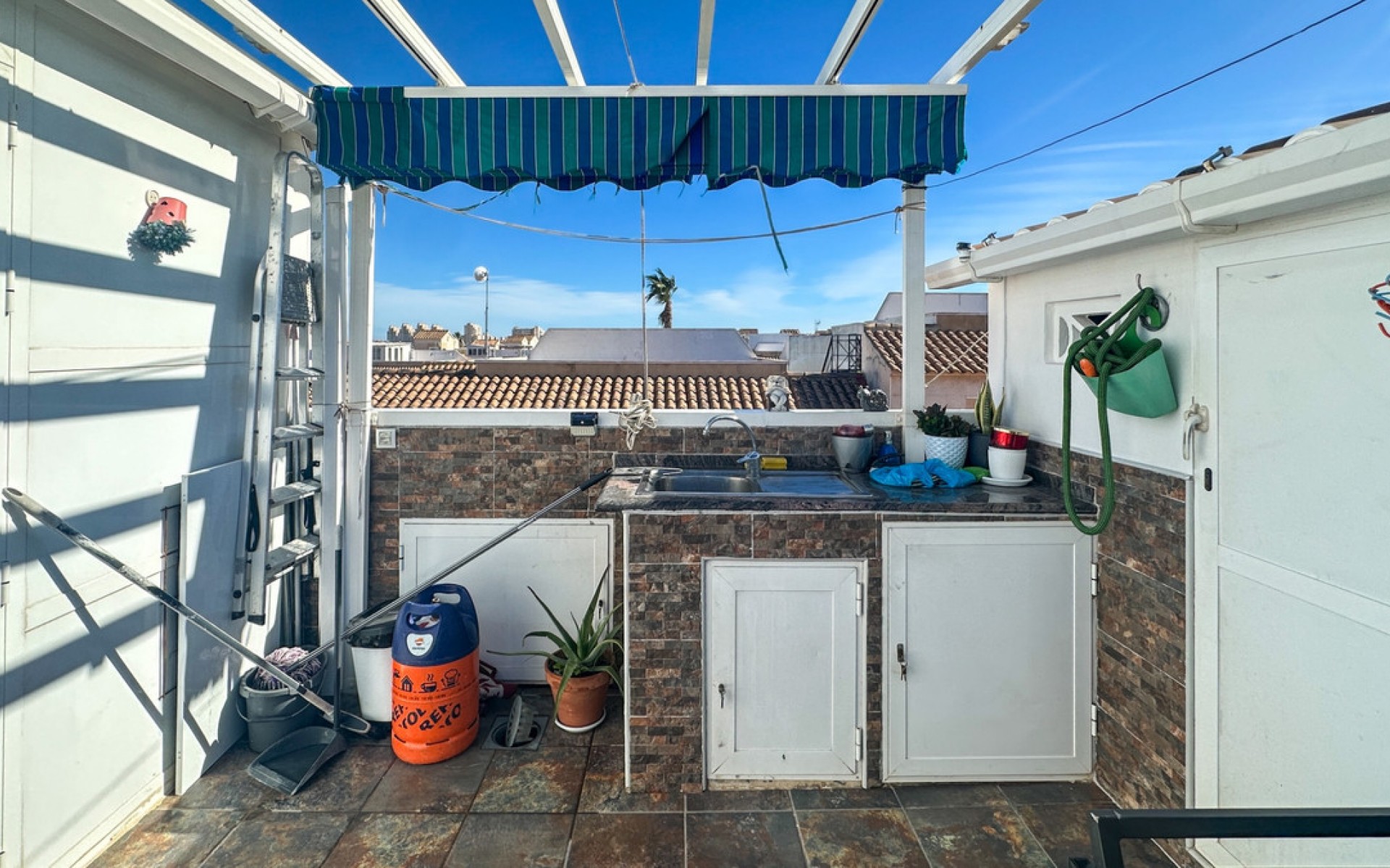 Resale - Apartment - Torrevieja - Torrevieja Centro