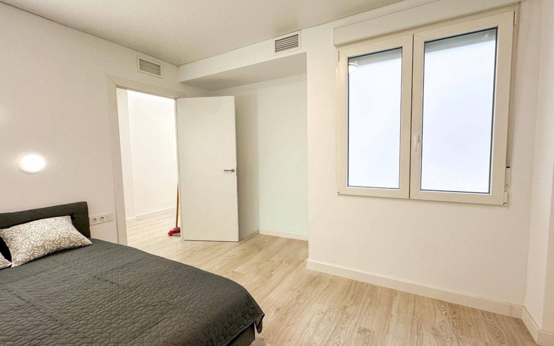 Resale - Apartment - Torrevieja - Torrevieja Centro