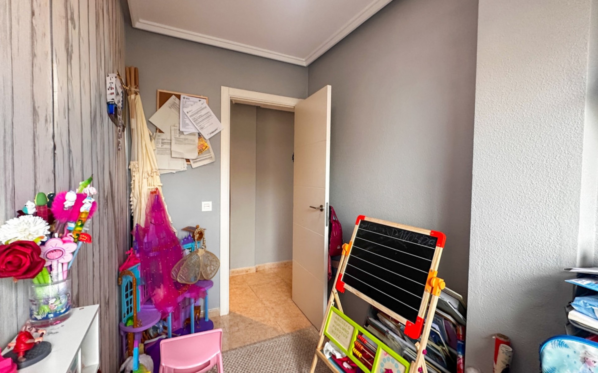 Resale - Apartment - Torrevieja - Torrevieja Centro