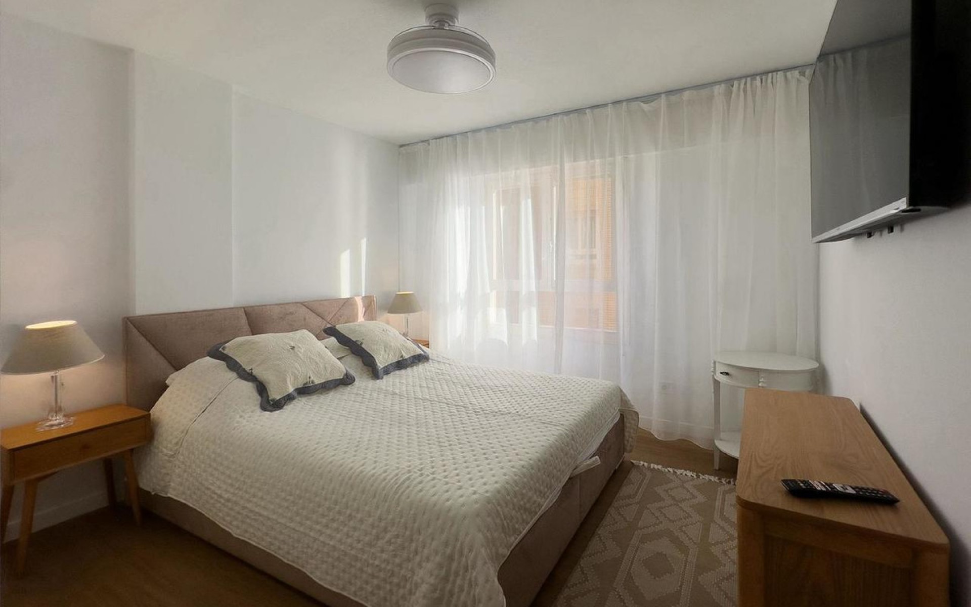 Resale - Apartment - Torrevieja - Torrevieja Centro