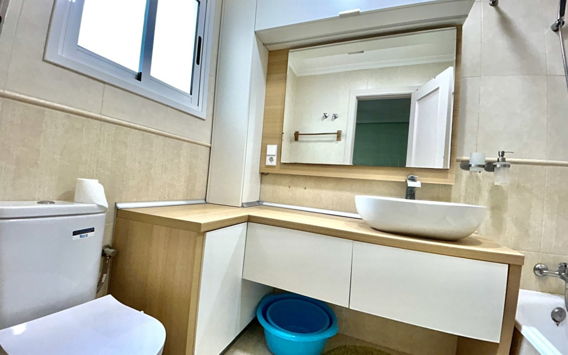 Resale - Apartment - Torrevieja - Torrevieja Centro