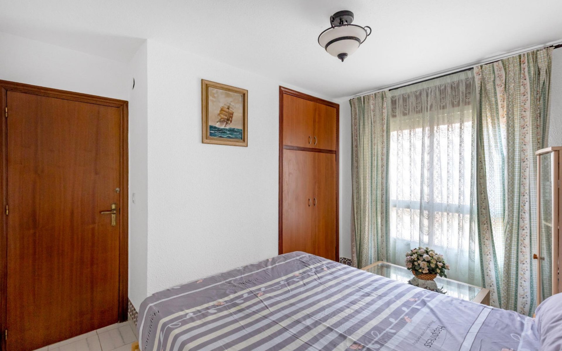 Resale - Apartment - Torrevieja - Torrevieja Centro