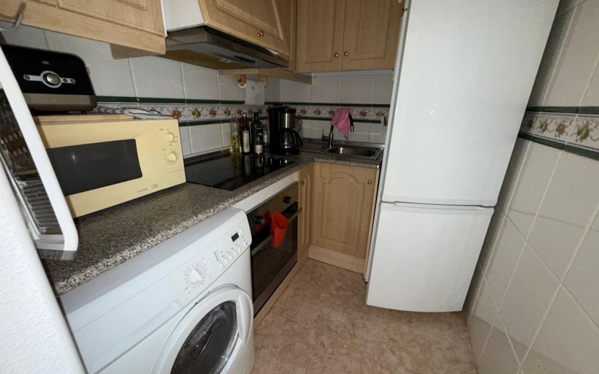 Resale - Apartment - Torrevieja - Torrevieja Centro
