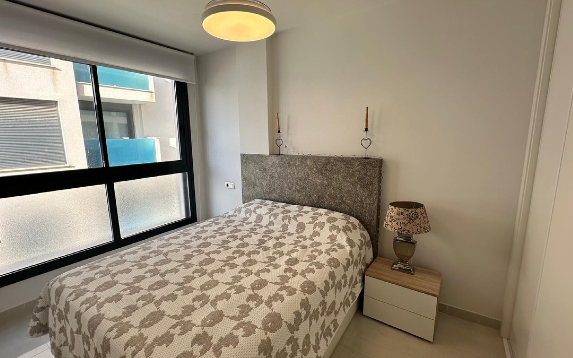Resale - Apartment - Torrevieja - Torrevieja Centro