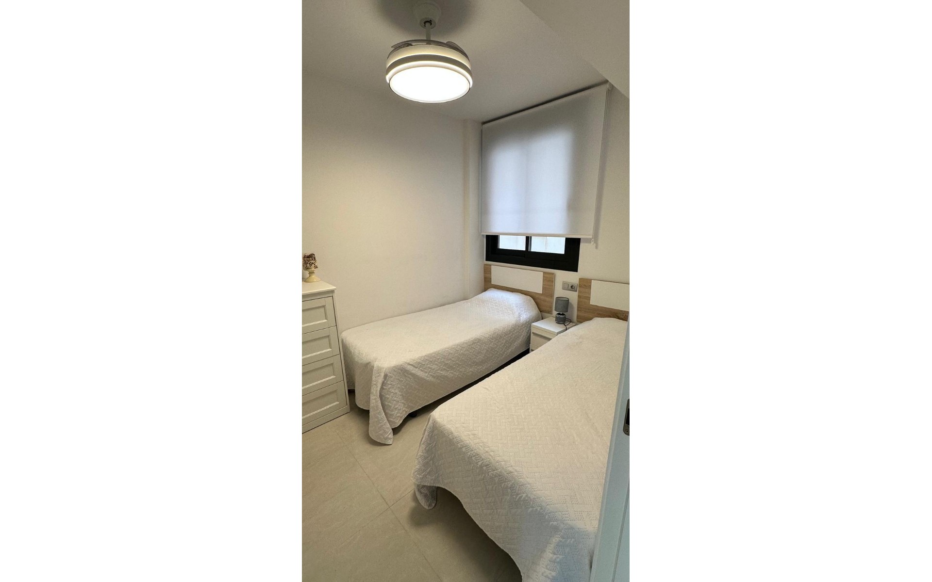Resale - Apartment - Torrevieja - Torrevieja Centro