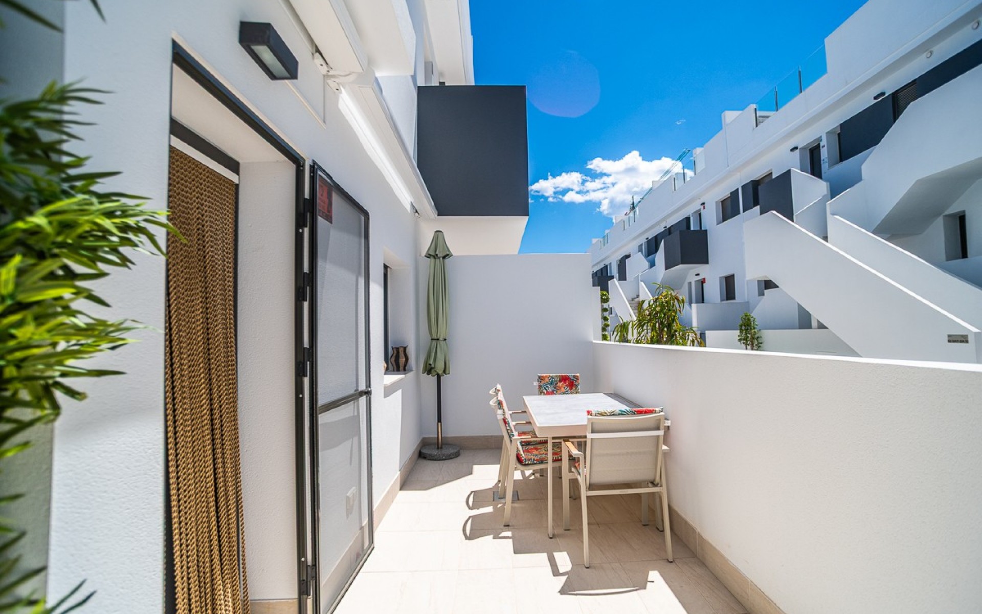 Resale - Apartment - Torrevieja - Torrevieja Centro