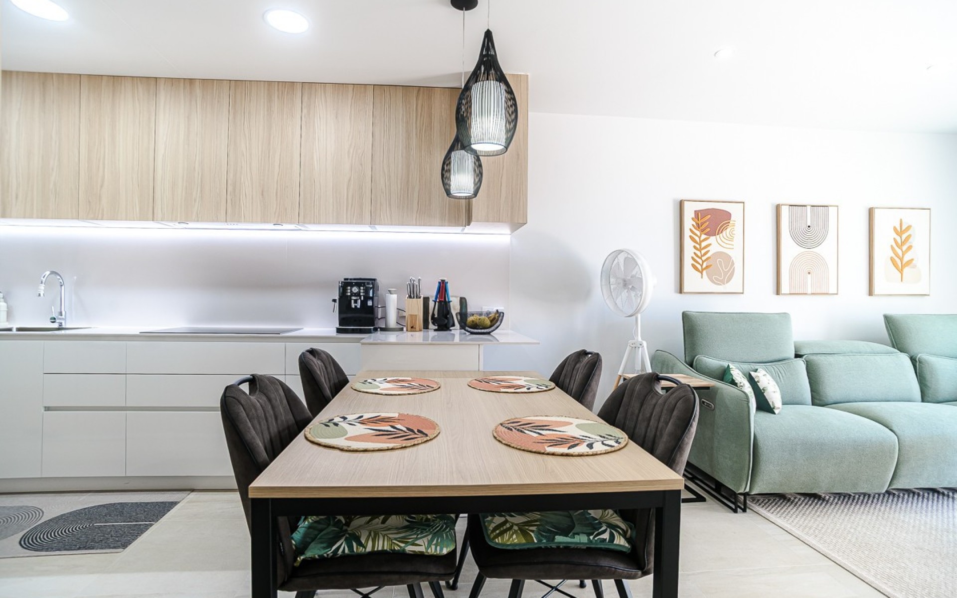Resale - Apartment - Torrevieja - Torrevieja Centro