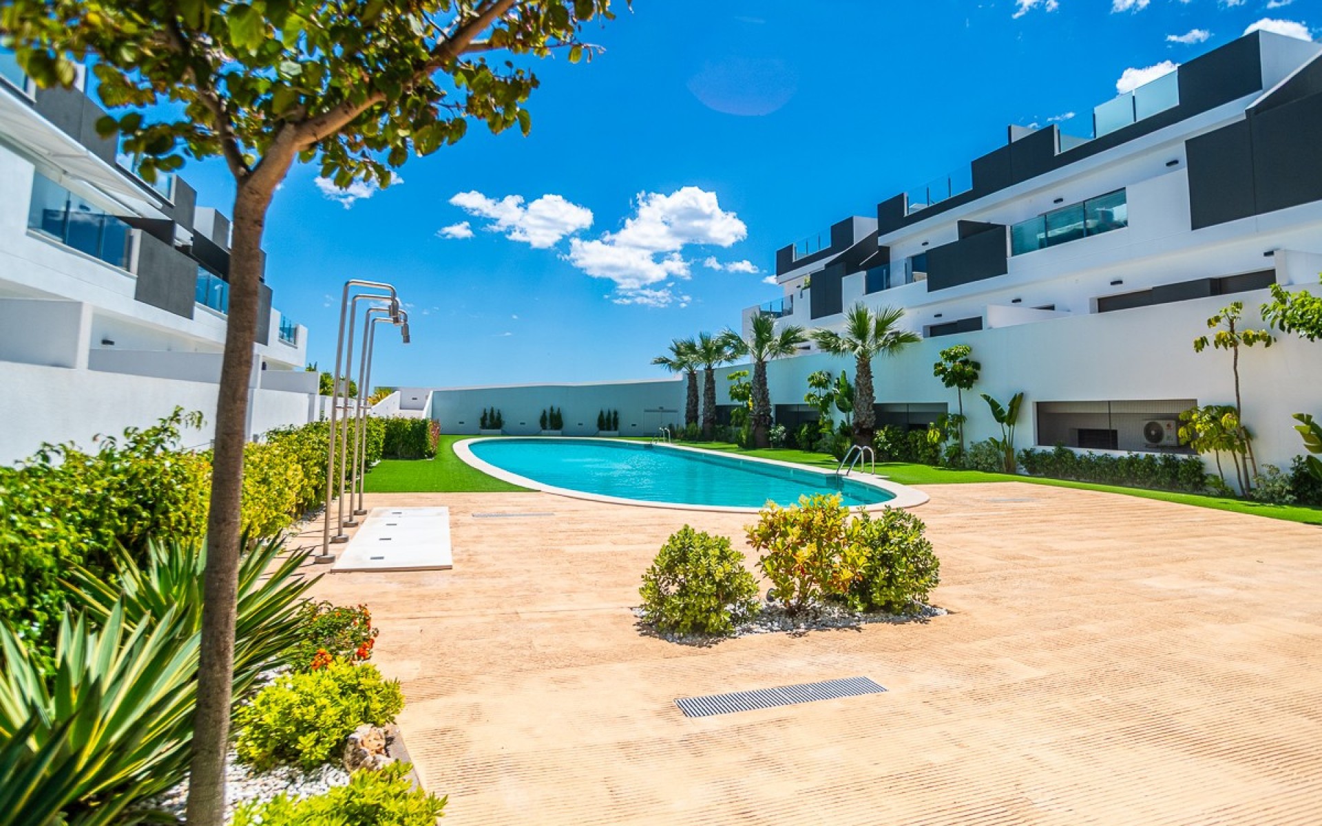 Resale - Apartment - Torrevieja - Torrevieja Centro