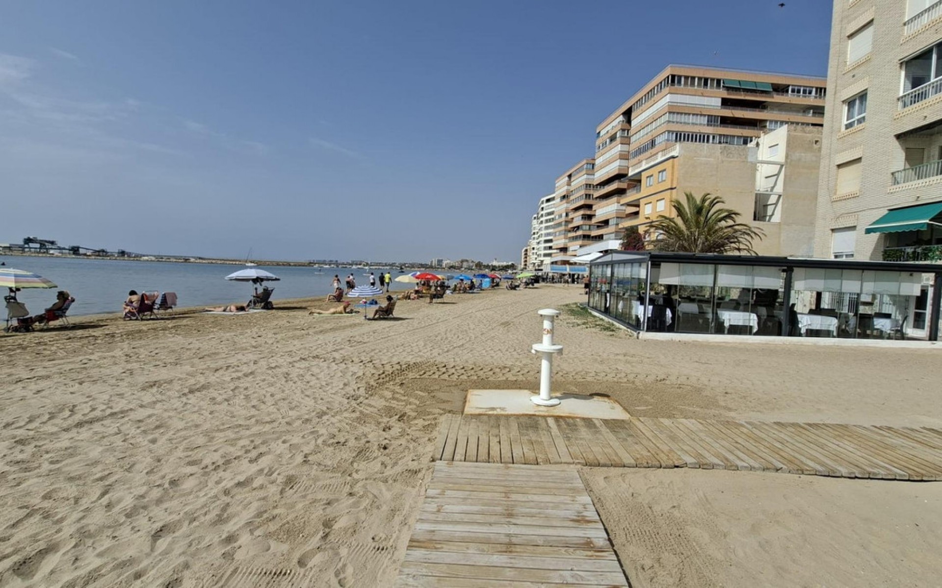 Resale - Apartment - Torrevieja - Torrevieja Centro